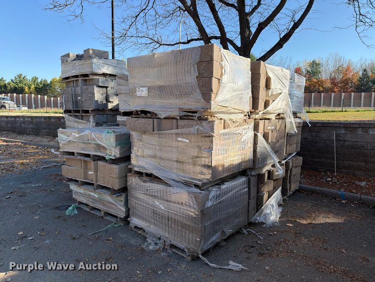 image for item FJ0559 (25) pallets of landscaping bricks