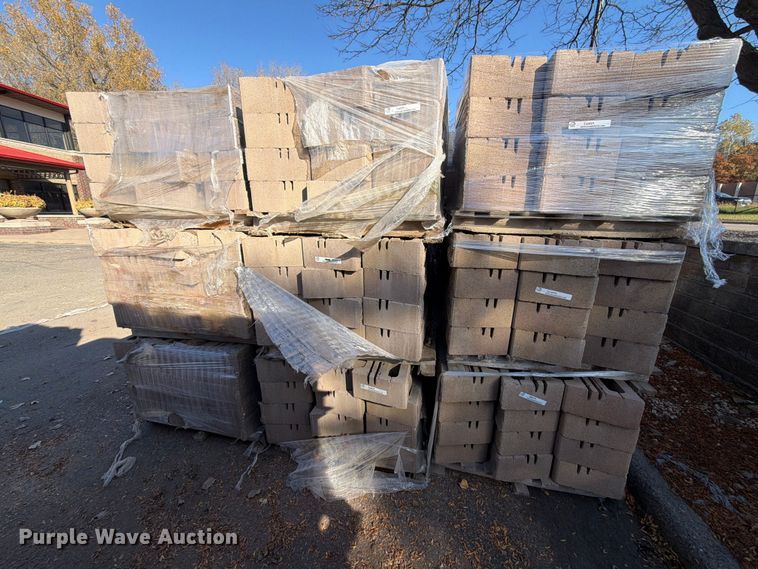 image for item FJ0559 (25) pallets of landscaping bricks
