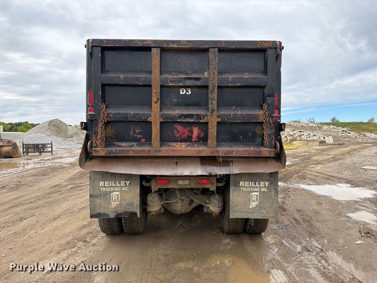 image for item FJ2029 2000 Volvo WG dump truck