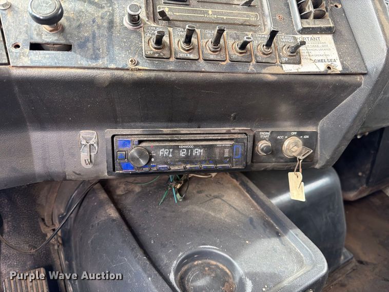 image for item FJ2029 2000 Volvo WG dump truck