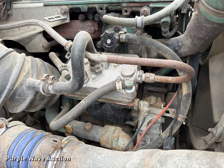 image for item FJ2029 2000 Volvo WG dump truck