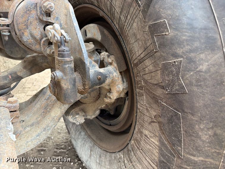 image for item FJ2029 2000 Volvo WG dump truck