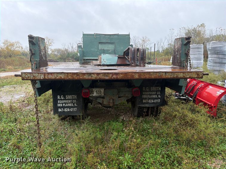 image for item FJ2051 1989 International 1754 dump flatbed truck