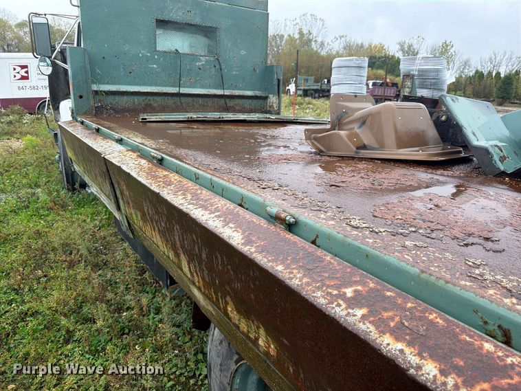 image for item FJ2051 1989 International 1754 dump flatbed truck