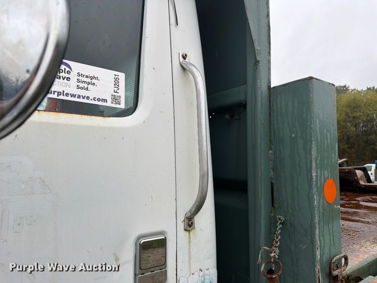 image for item FJ2051 1989 International 1754 dump flatbed truck
