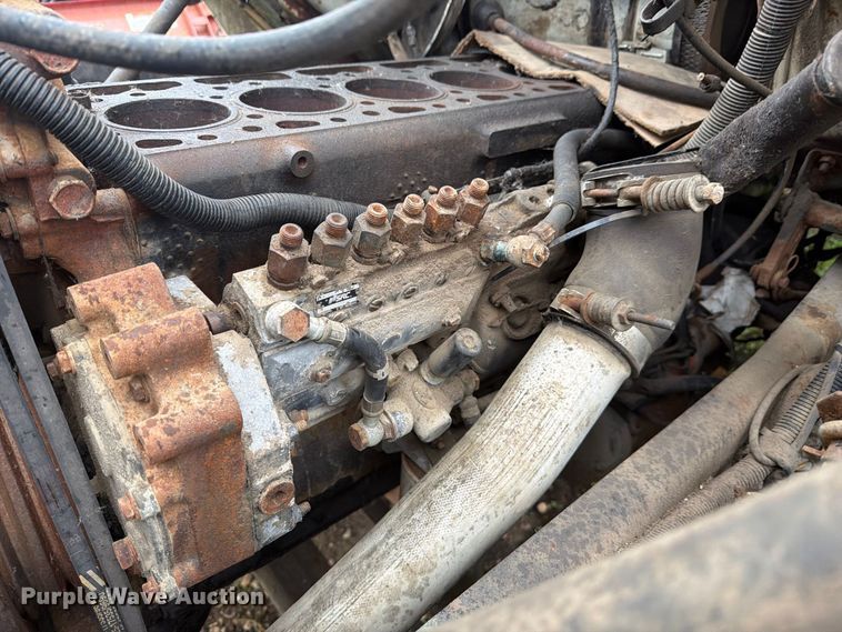 image for item FJ2051 1989 International 1754 dump flatbed truck