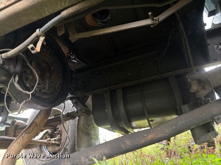 image for item FJ2051 1989 International 1754 dump flatbed truck