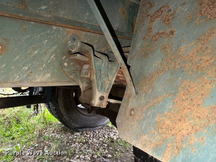image for item FJ2051 1989 International 1754 dump flatbed truck
