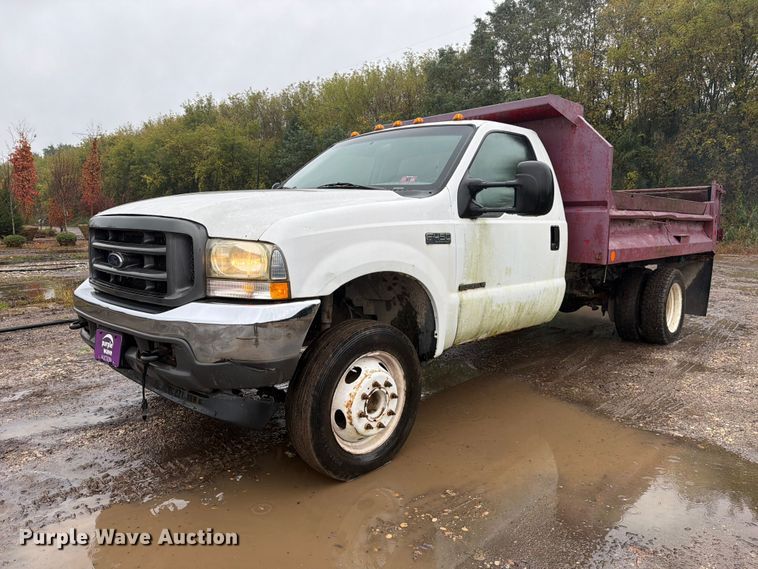 image for item FJ2052 2002 Ford F450 Super Duty dump truck