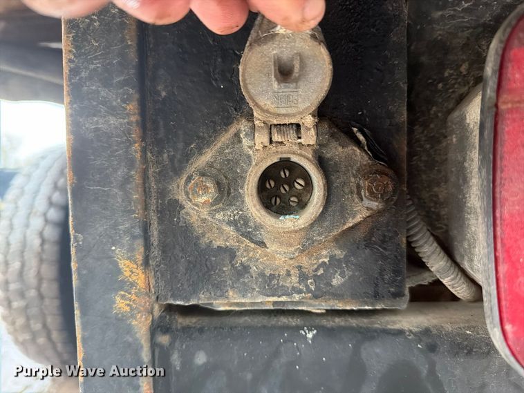 image for item FJ2052 2002 Ford F450 Super Duty dump truck