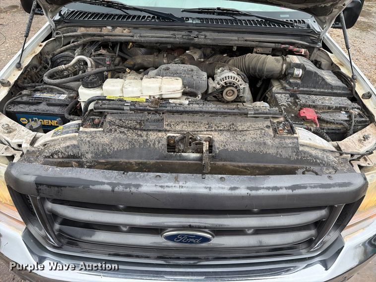image for item FJ2052 2002 Ford F450 Super Duty dump truck