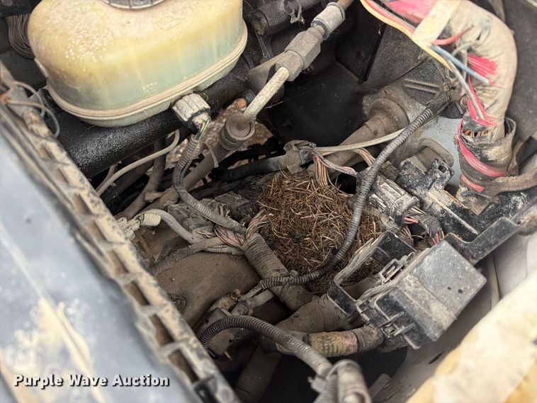 image for item FJ2052 2002 Ford F450 Super Duty dump truck