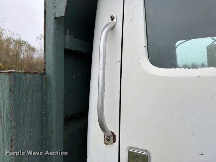 image for item FJ2054 1988 International 1754 dump truck