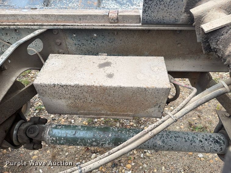 image for item FJ2054 1988 International 1754 dump truck