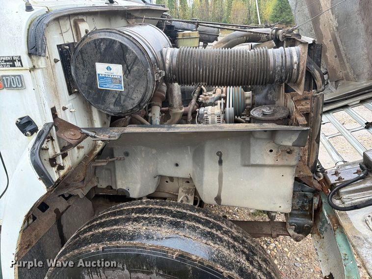 image for item FJ2054 1988 International 1754 dump truck