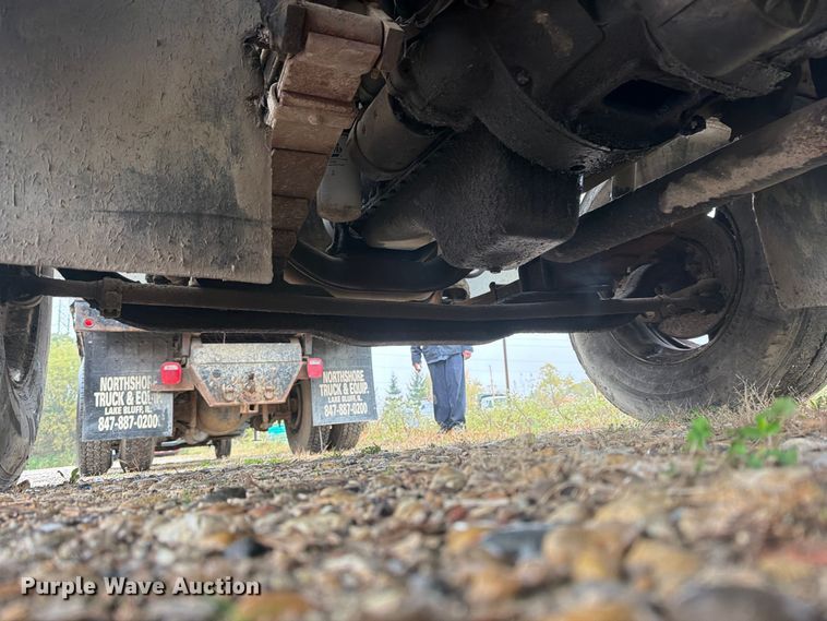 image for item FJ2054 1988 International 1754 dump truck