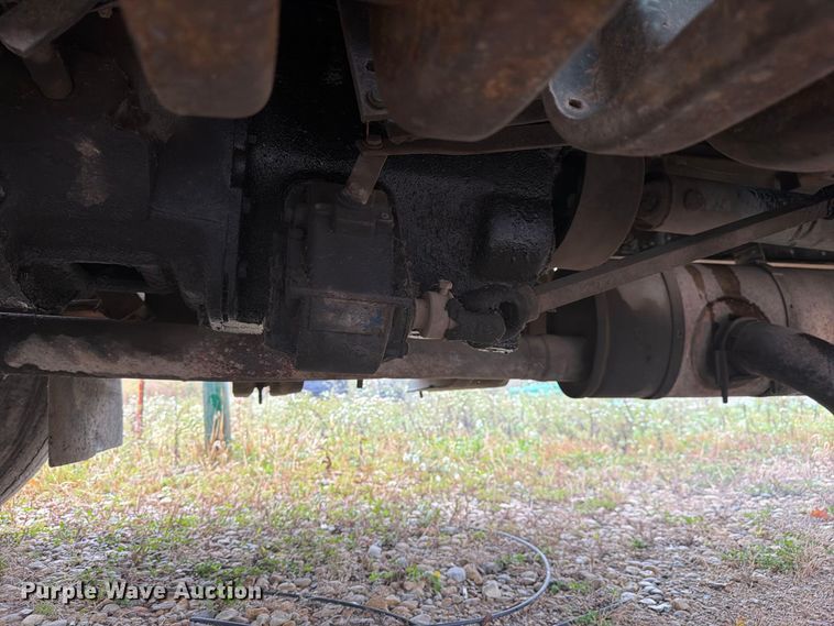 image for item FJ2054 1988 International 1754 dump truck