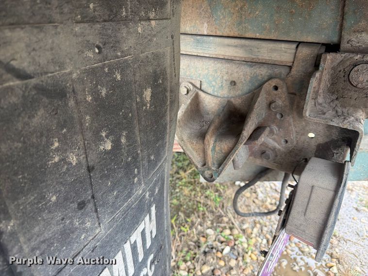 image for item FJ2054 1988 International 1754 dump truck