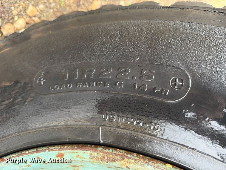 image for item FJ2054 1988 International 1754 dump truck
