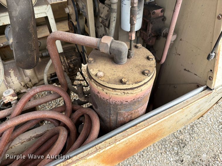 image for item FJ2069 Ingersoll Rand 160 air compressor