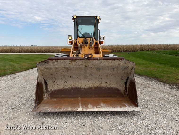 image for item FJ2070 1988 John Deere 544E wheel loader