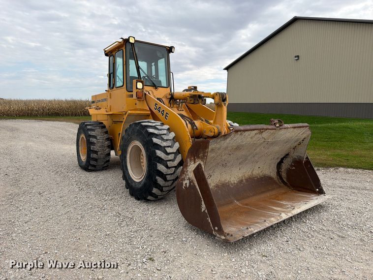 image for item FJ2070 1988 John Deere 544E wheel loader