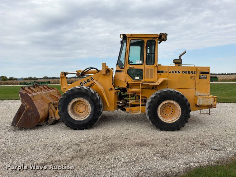 image for item FJ2070 1988 John Deere 544E wheel loader