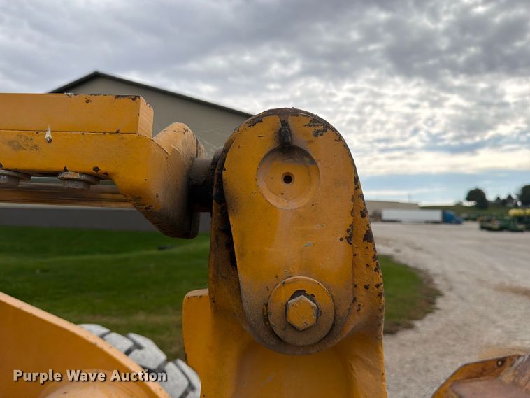 image for item FJ2070 1988 John Deere 544E wheel loader