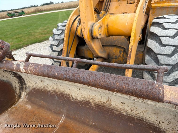 image for item FJ2070 1988 John Deere 544E wheel loader
