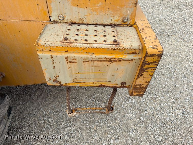 image for item FJ2070 1988 John Deere 544E wheel loader