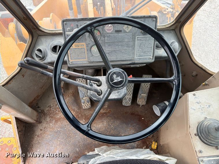 image for item FJ2070 1988 John Deere 544E wheel loader