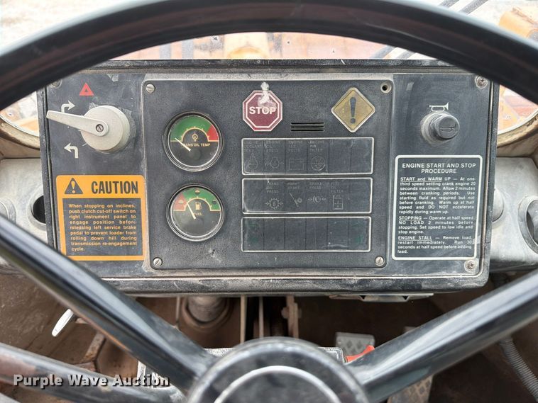 image for item FJ2070 1988 John Deere 544E wheel loader