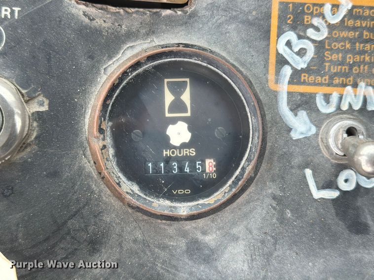 image for item FJ2070 1988 John Deere 544E wheel loader