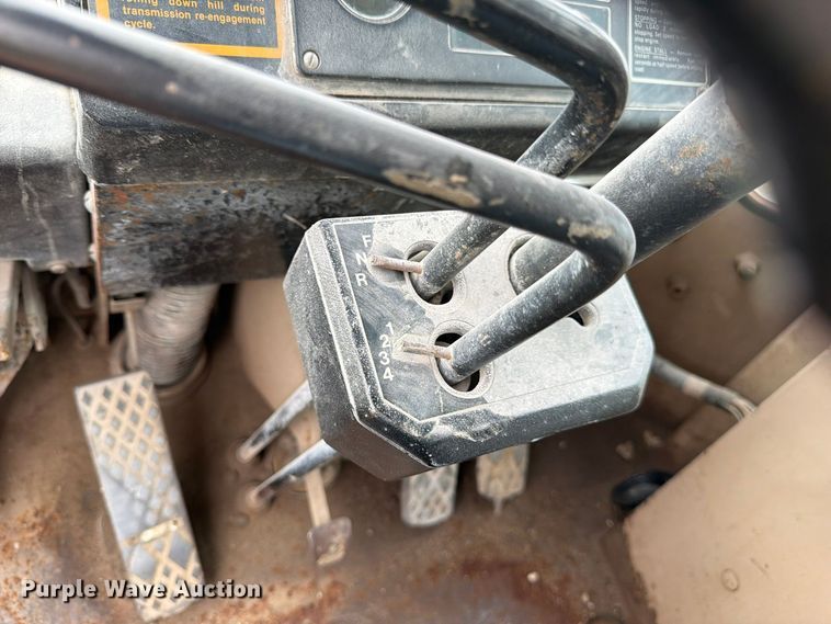image for item FJ2070 1988 John Deere 544E wheel loader