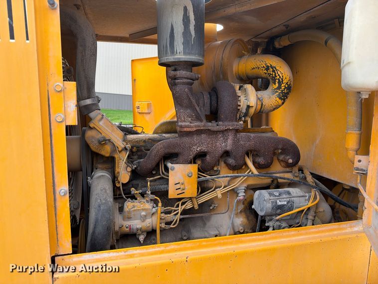 image for item FJ2070 1988 John Deere 544E wheel loader