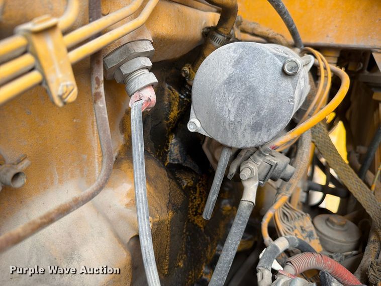 image for item FJ2070 1988 John Deere 544E wheel loader