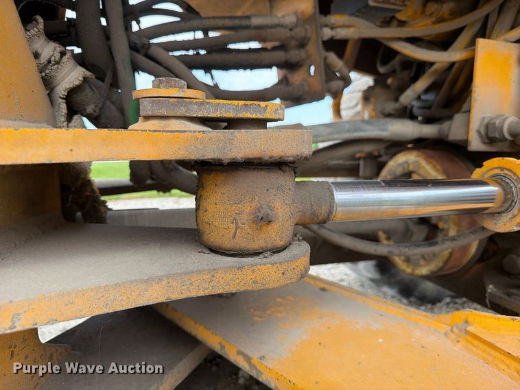 image for item FJ2070 1988 John Deere 544E wheel loader