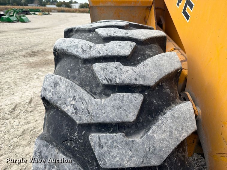 image for item FJ2070 1988 John Deere 544E wheel loader