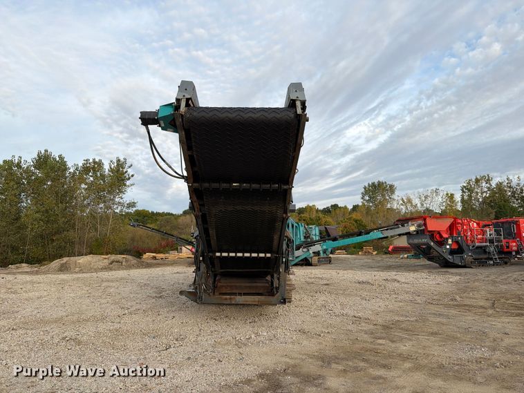 image for item FK2162 2014 Powerscreen Warrior 1800 screening plant