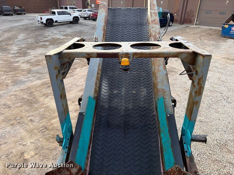 image for item FK2162 2014 Powerscreen Warrior 1800 screening plant