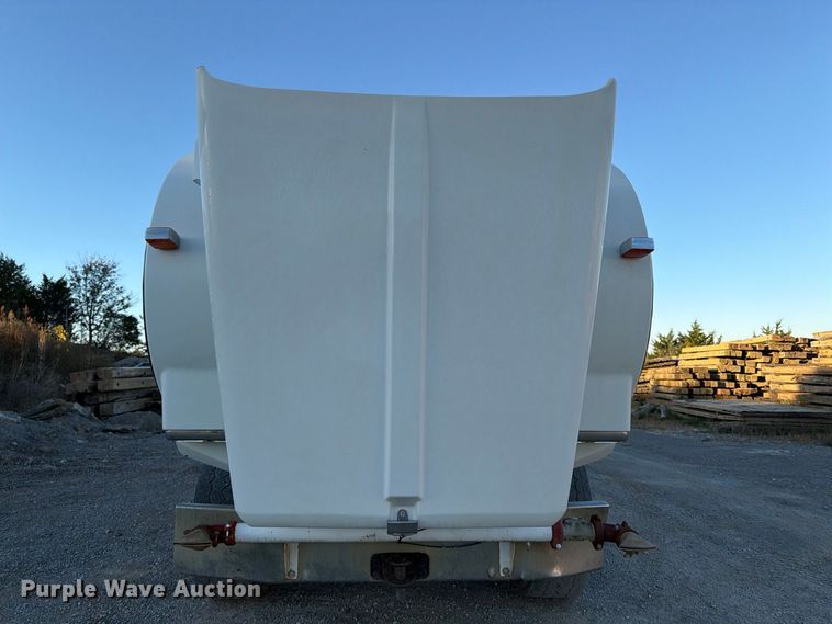 image for item FK2177 2000 Kenworth T800 water truck