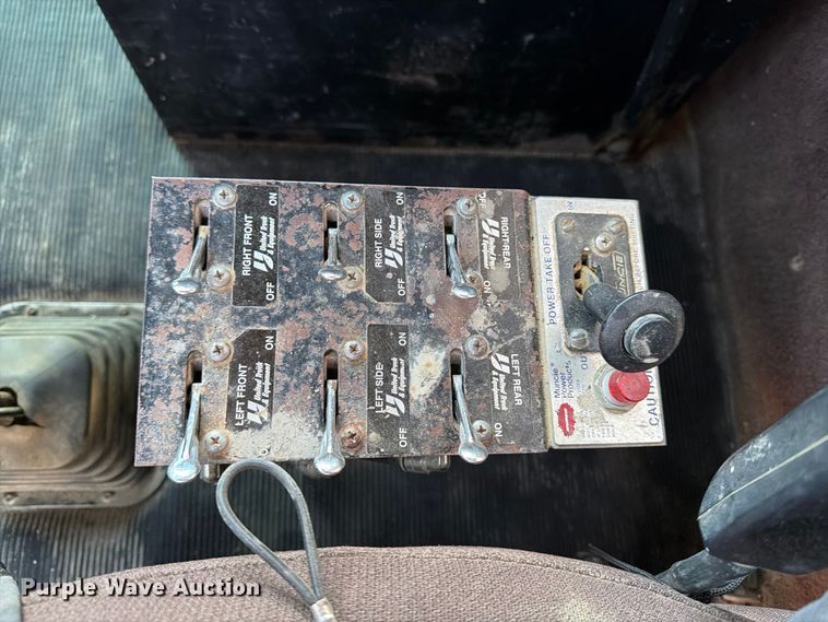 image for item FK2177 2000 Kenworth T800 water truck