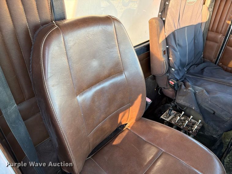 image for item FK2177 2000 Kenworth T800 water truck
