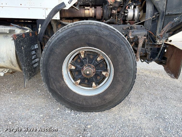 image for item FK2177 2000 Kenworth T800 water truck