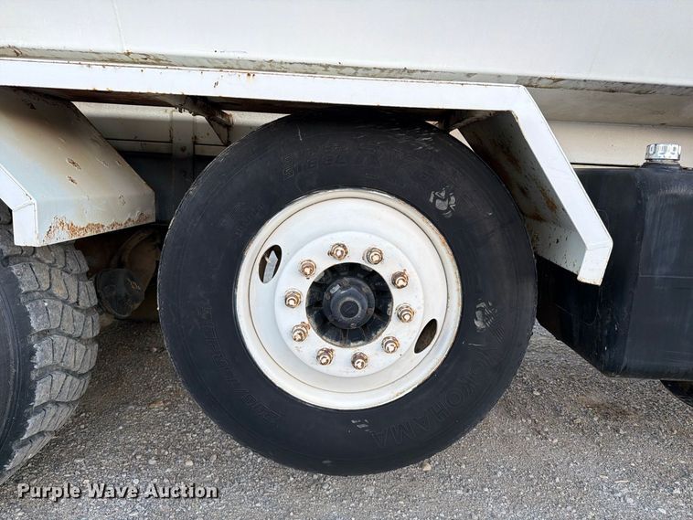 image for item FK2177 2000 Kenworth T800 water truck
