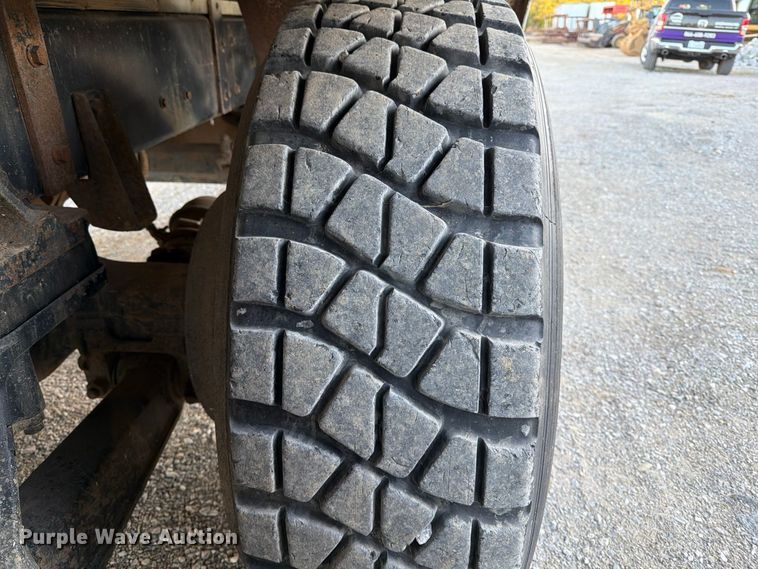 image for item FK2177 2000 Kenworth T800 water truck
