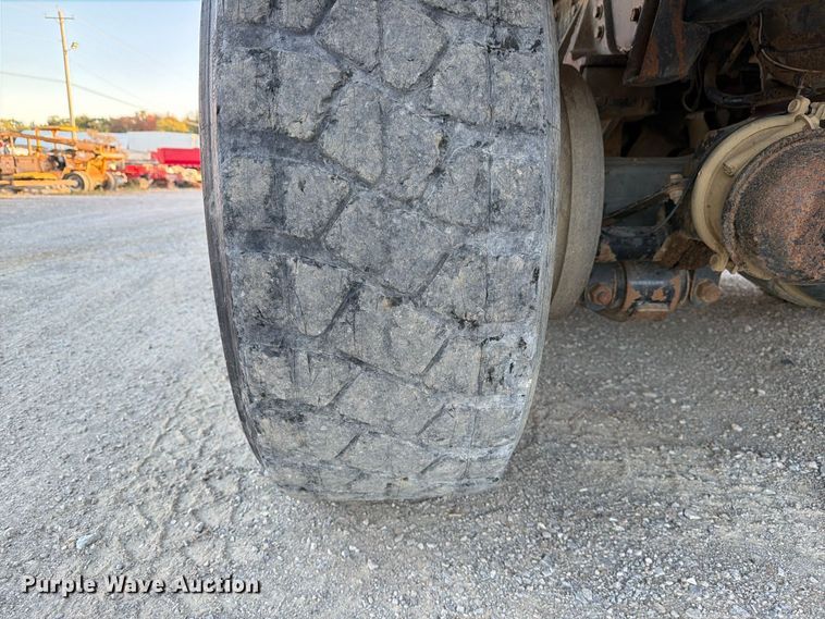 image for item FK2177 2000 Kenworth T800 water truck