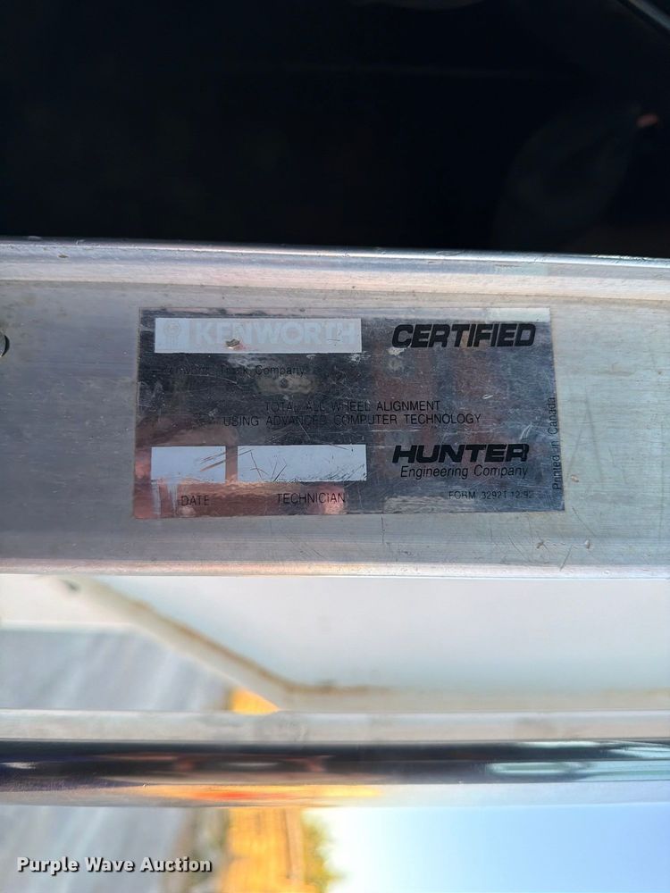 image for item FK2177 2000 Kenworth T800 water truck