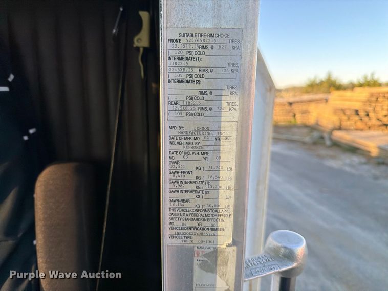 image for item FK2177 2000 Kenworth T800 water truck