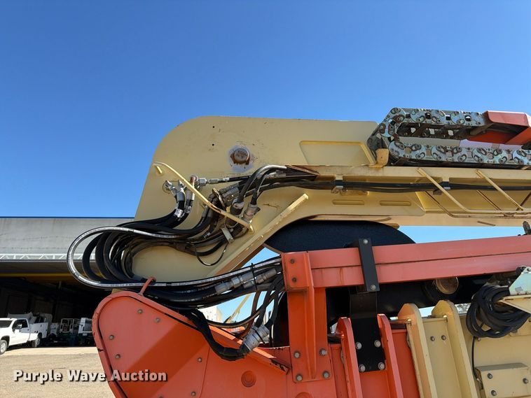 image for item FK2221 2004 JLG 1250AJP boom lift